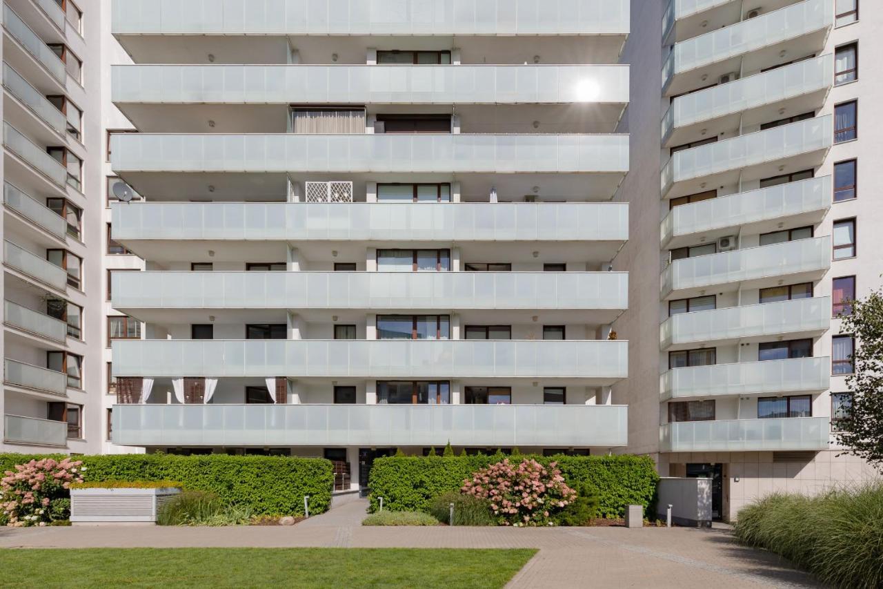Osiedle Intenso Warszawa Wola By Noclegi Renters Exterior photo